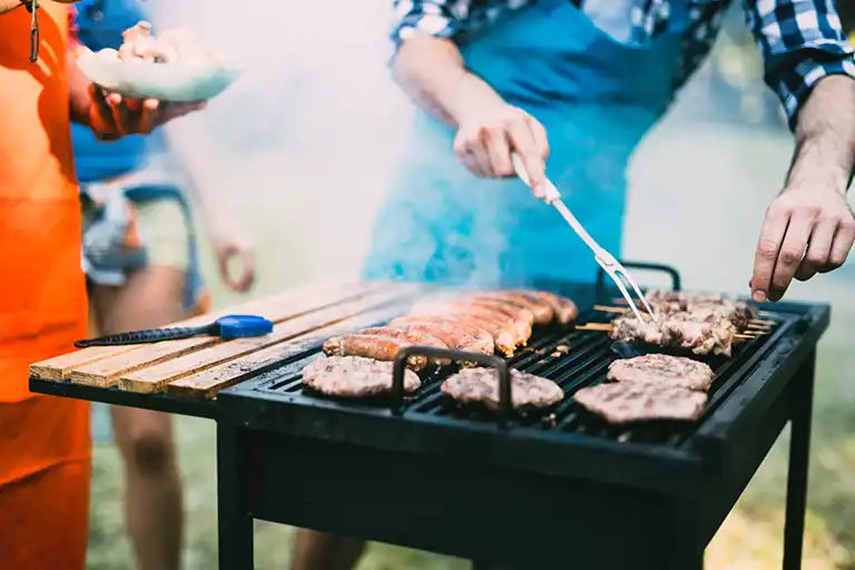 richtig fleisch grillen garzeiten rind geflügel bratwurst schwein