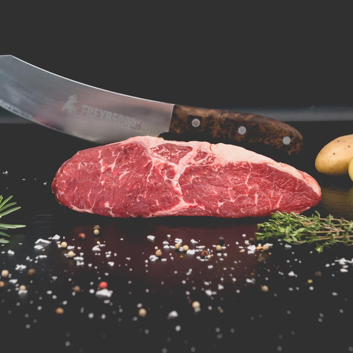 roastbeef wetaged roaastbeef striploin wet aged - natürlich von Freyberger