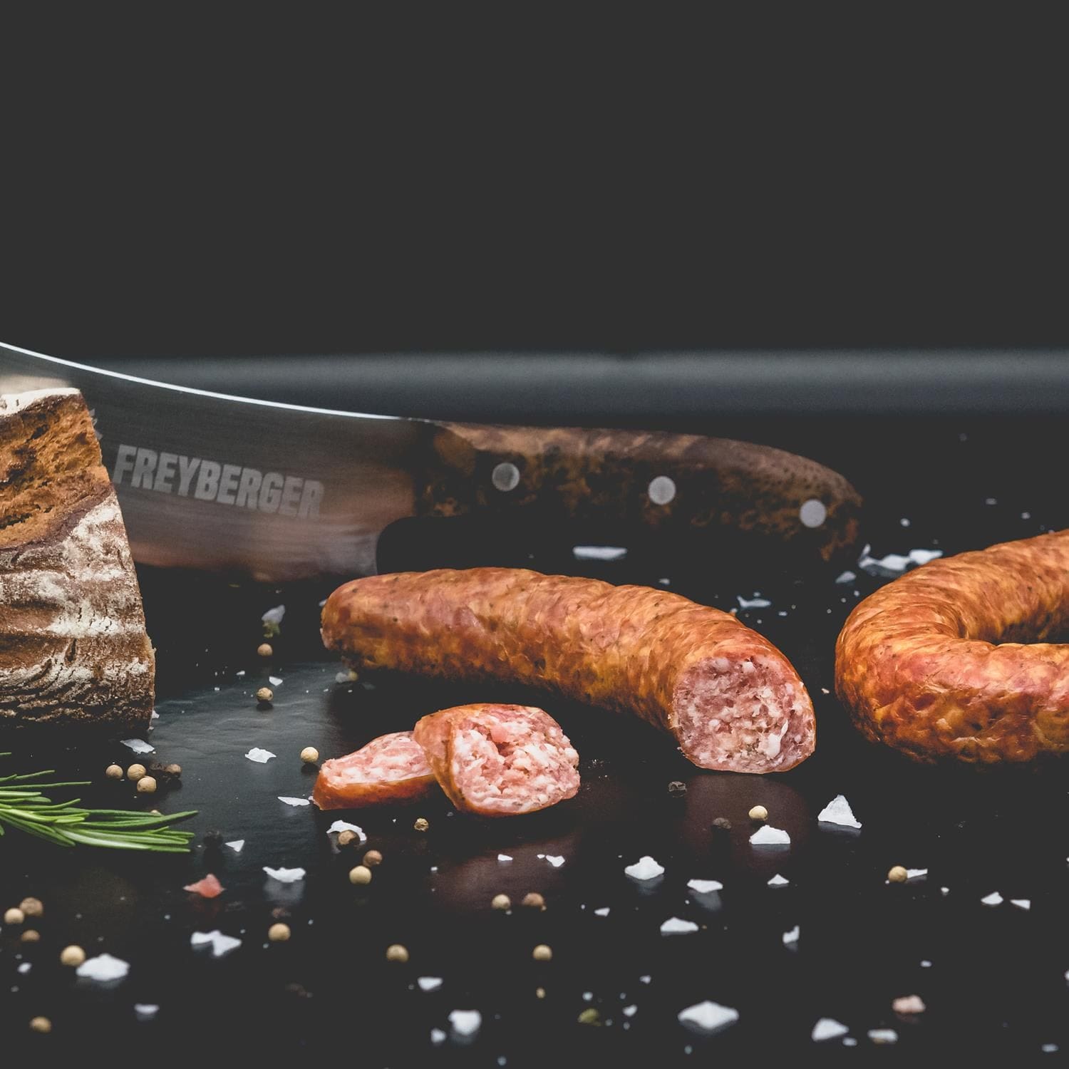 saechsische bratwurst - natürlich von Freyberger