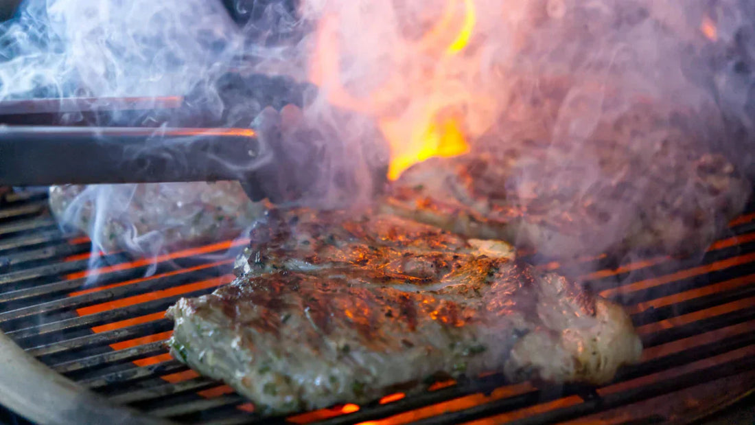 Schweinenacken vom Grill - Alles über Steaks, Rollbraten & Co.