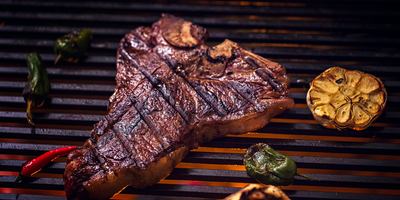 Grilling T-bone steak - a steak with power!