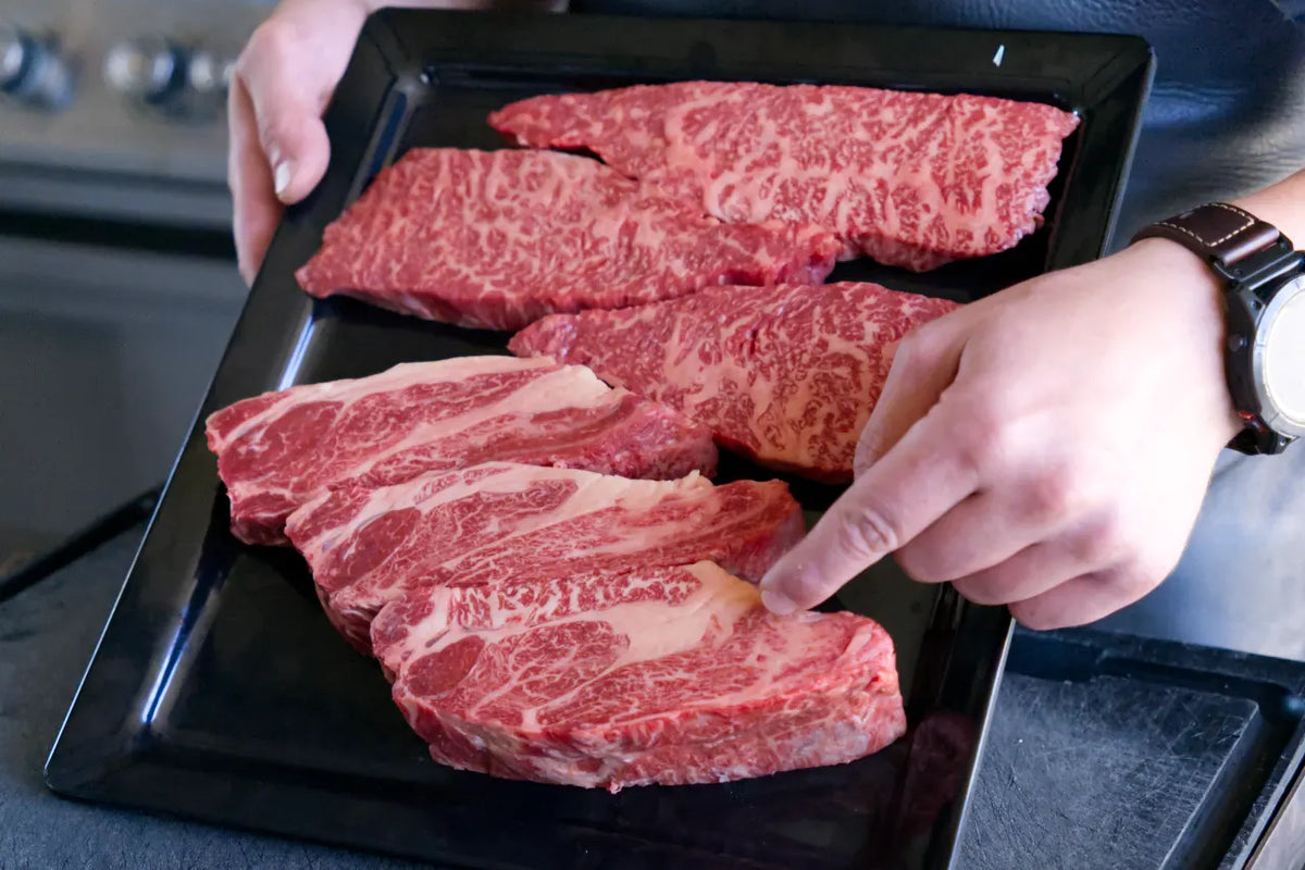 Deutsches vs. japanisches Wagyu: Ein Vergleich von Wagyu-Fleisch und Qualität