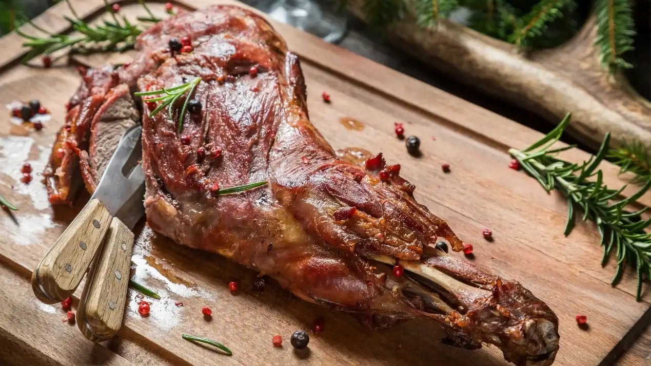 Hirschbraten richtig zubereiten - Keule, Sauce und mehr