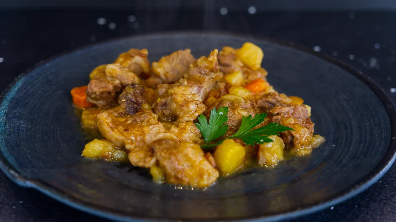 Deftiges Wildgulasch: Wildschweingulasch richtig zubereiten