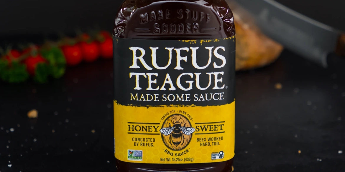 Barbeque Sauce Honey Sweet von Rufus Teague mit Biene drauf abgebildet