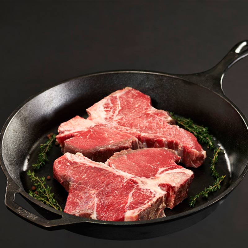 dry agend beef in der pfanne t bone