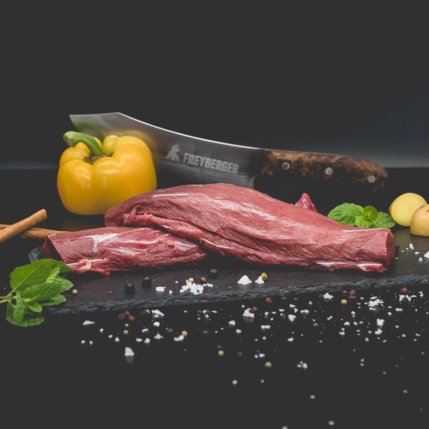 rehruckenfilet reh ruckenfilet schier - natürlich von Freyberger