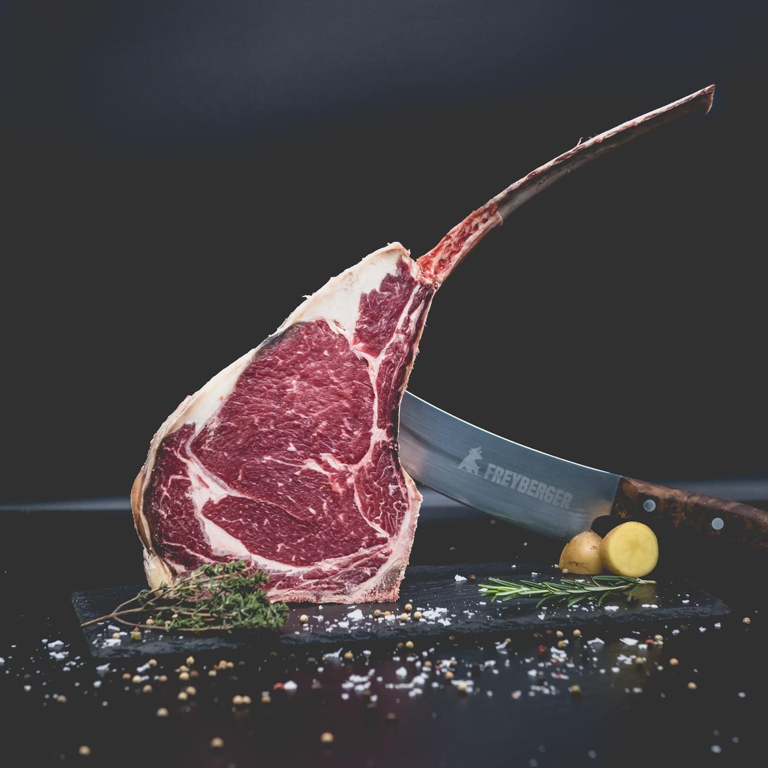 Fränkische Färse/Ochse Tomahawk Steak Dryaged (TK)