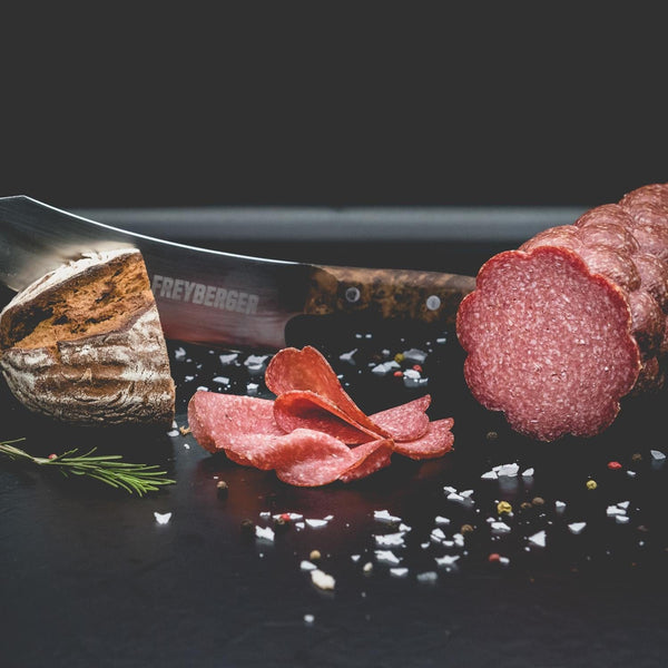 Salami aus eigener Herstellung